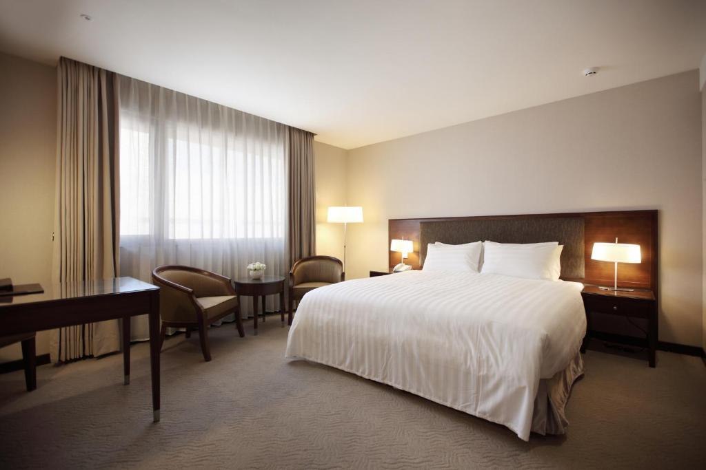 Hotel Check Neihu 4*