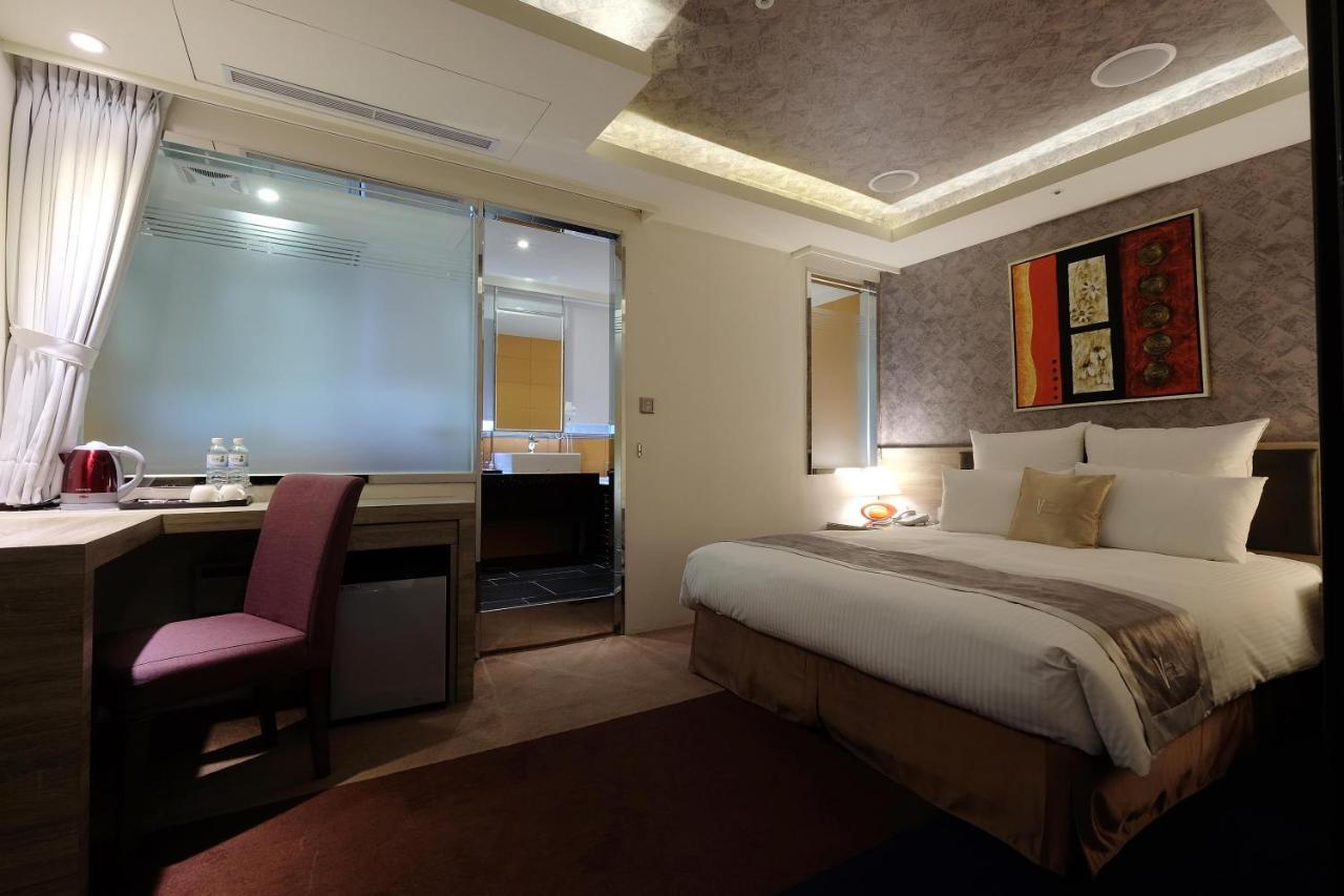 V-one Vogue Hotel