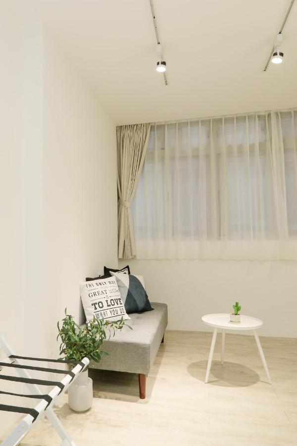Apartment Book