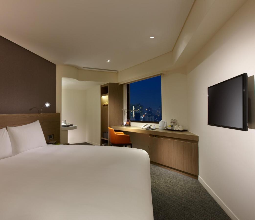 Hotel Royal Linsen - Huashan 1914 Creative Park 3*