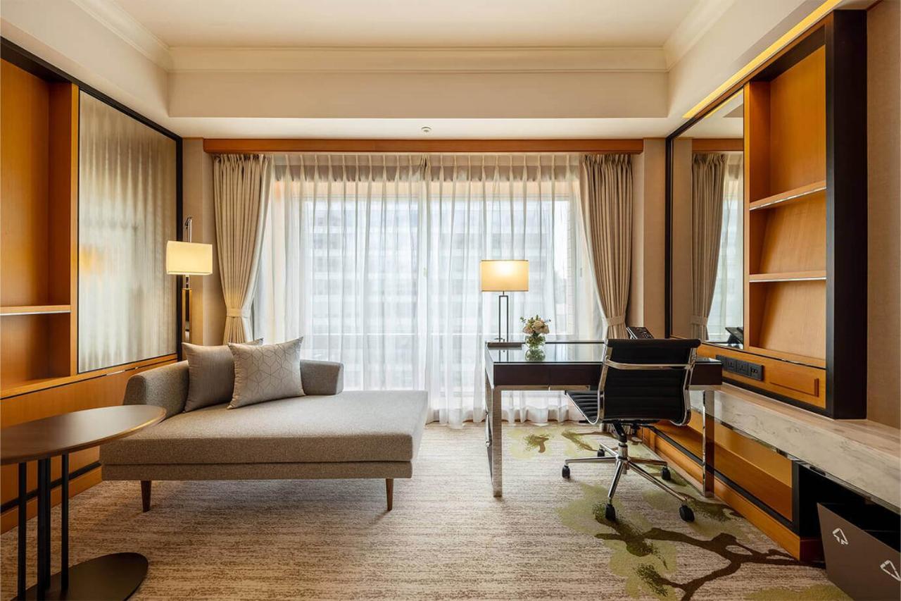 Hotel Metropolitan Premier 5*