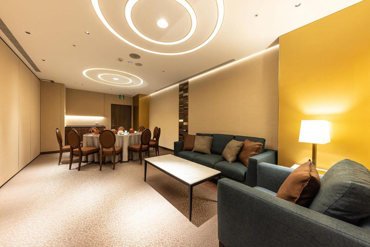 Hotel Metropolitan Premier