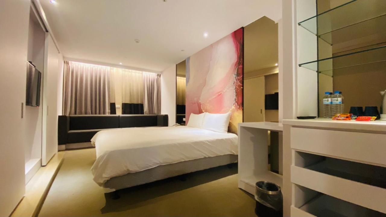 Hotel Artinn藝築文旅-台北站前館 3*