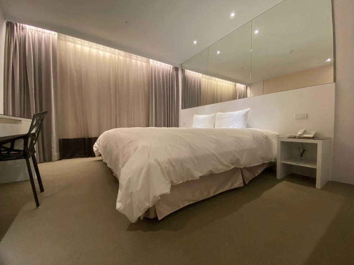 Hotel Artinn藝築文旅-台北站前館 Taipei