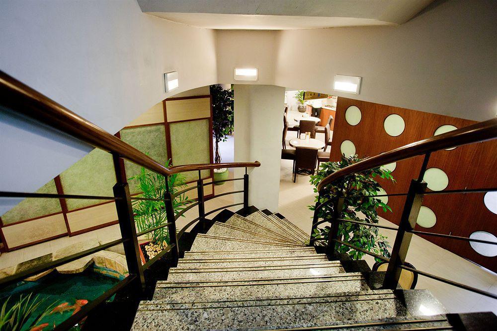 Hotel Deja Vu 3*