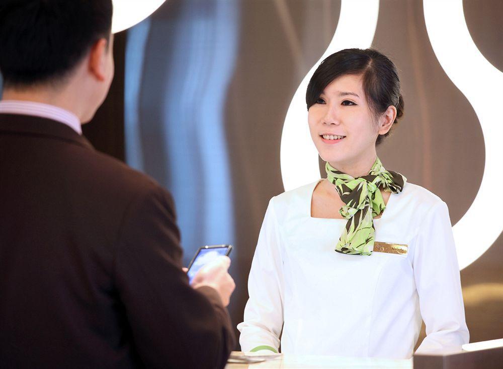 Two Tails Luzhou Hotel