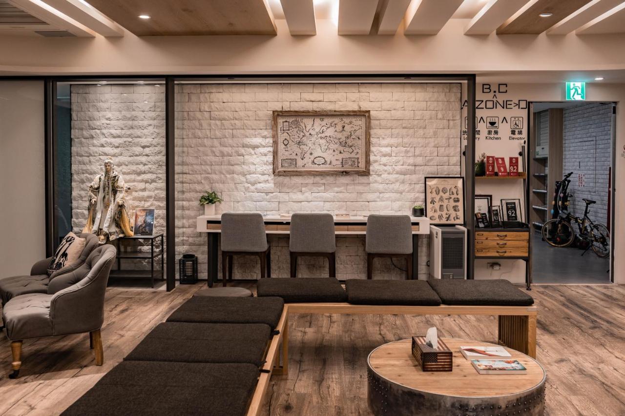 Hostel Taiwan Youth & Capsule Taipei