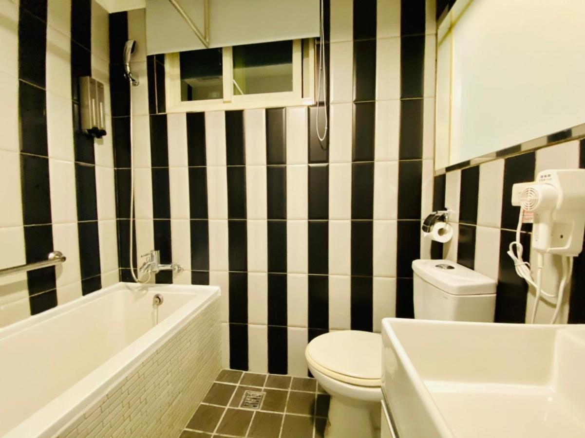 Hub Ximen Inn 3*