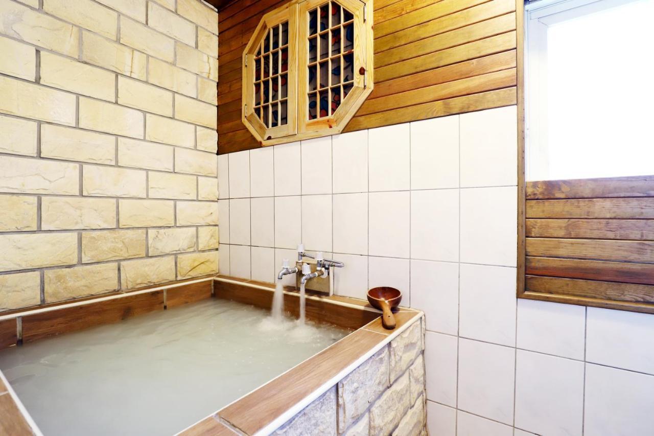 Inn Gorgeous Hot Spring 3*