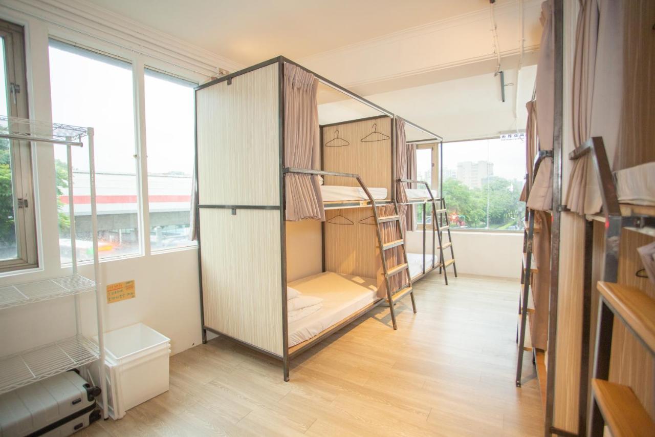 Corner & Cafe Asrama Taipei
