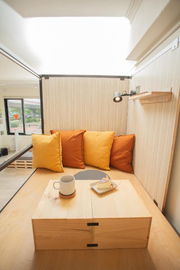 Corner & Cafe