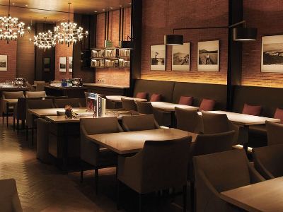 Eslite 5*