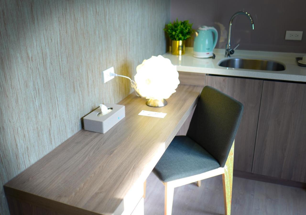 Comma Boutique Hotel *