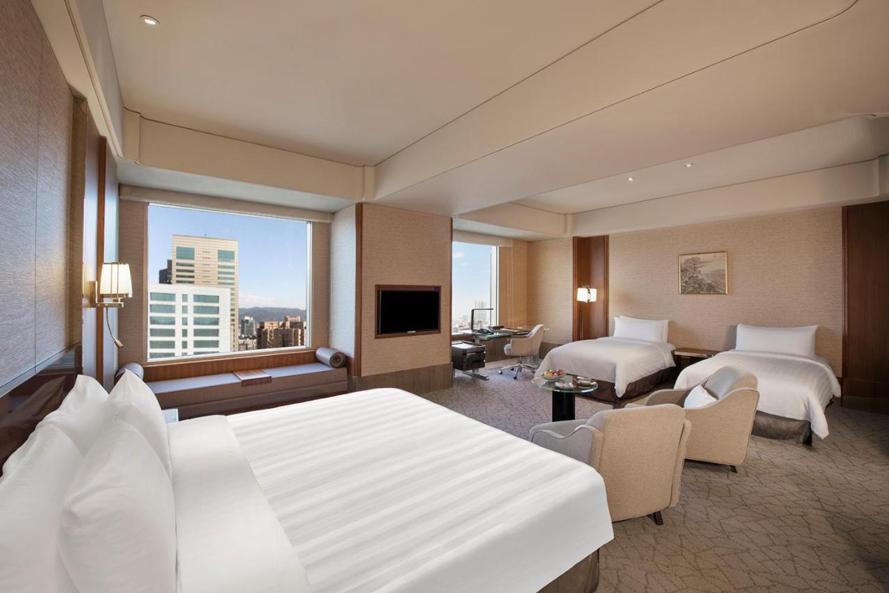 Shangri-la Far Eastern, 5*