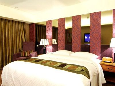 Cai She Hotel 3*