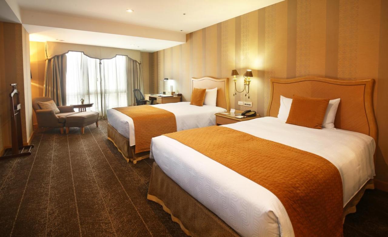 Hotel Chateau De Chine Xinzhuang 4*