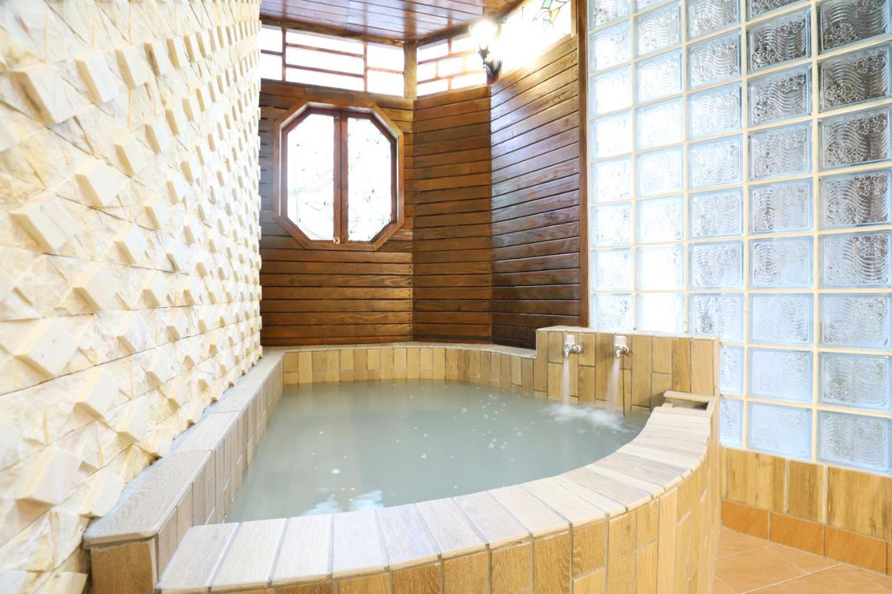 Phoenix Pavilion Hot Spring Taipei