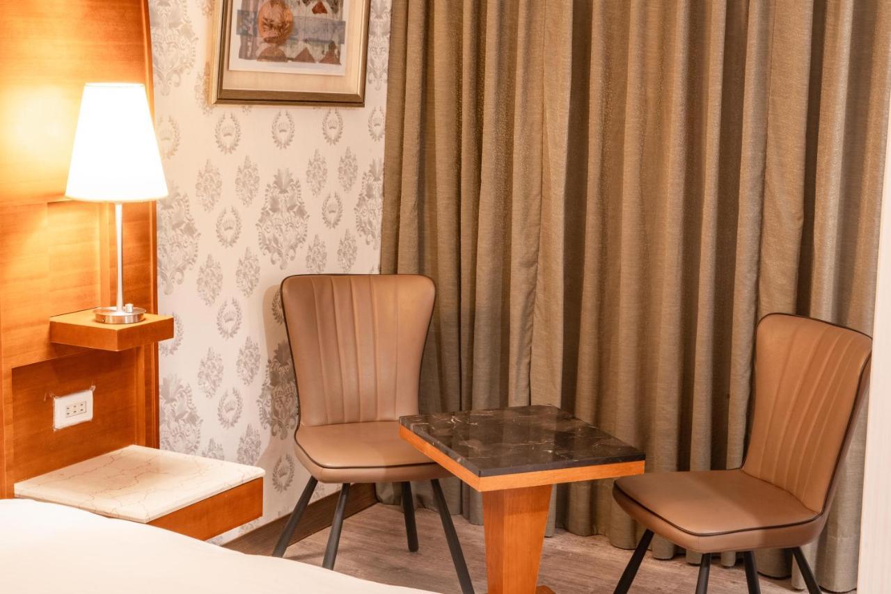 Elegance 3*