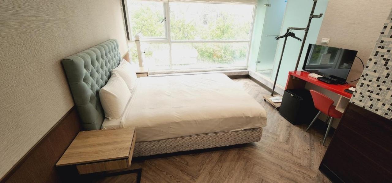 Hotel Ximen Garden