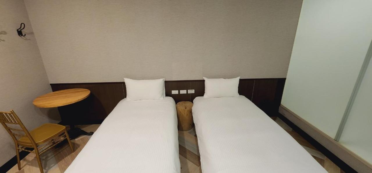 Hotel Ximen Garden