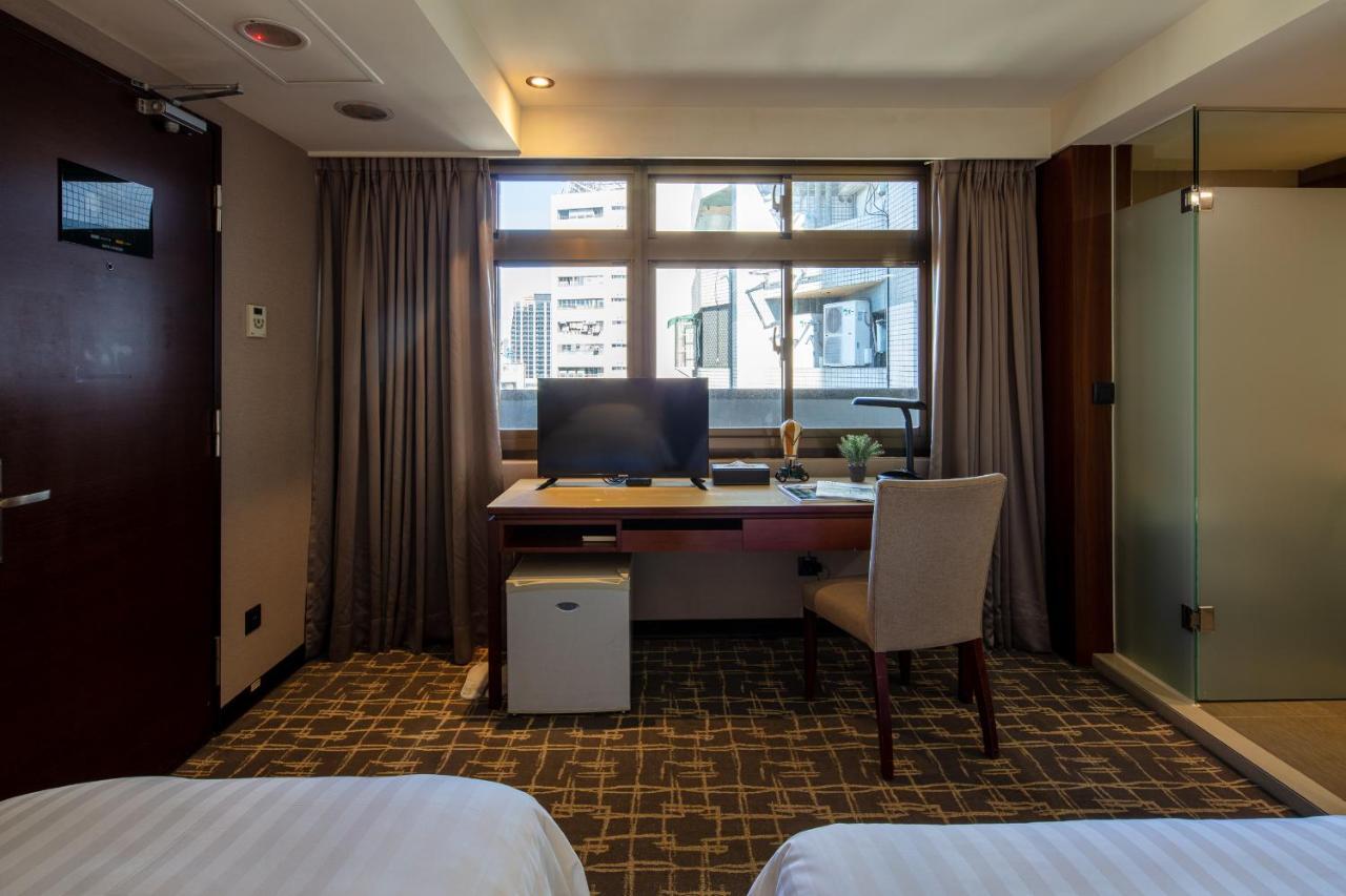 Orange Hotel-kaifong 3*