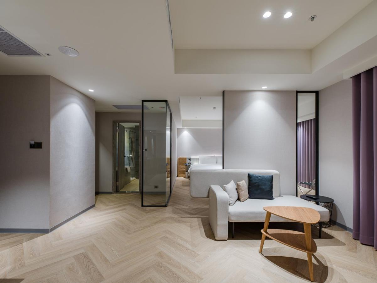 Dahu Park Hotel Taipei
