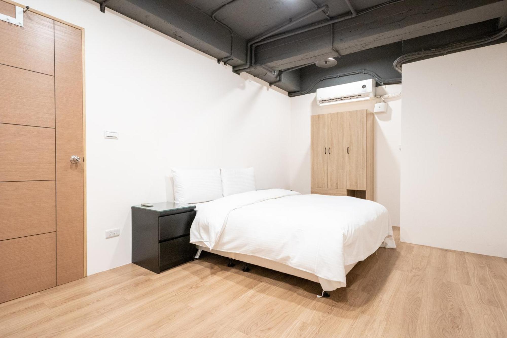 Hotelshere - Ximen Hotel