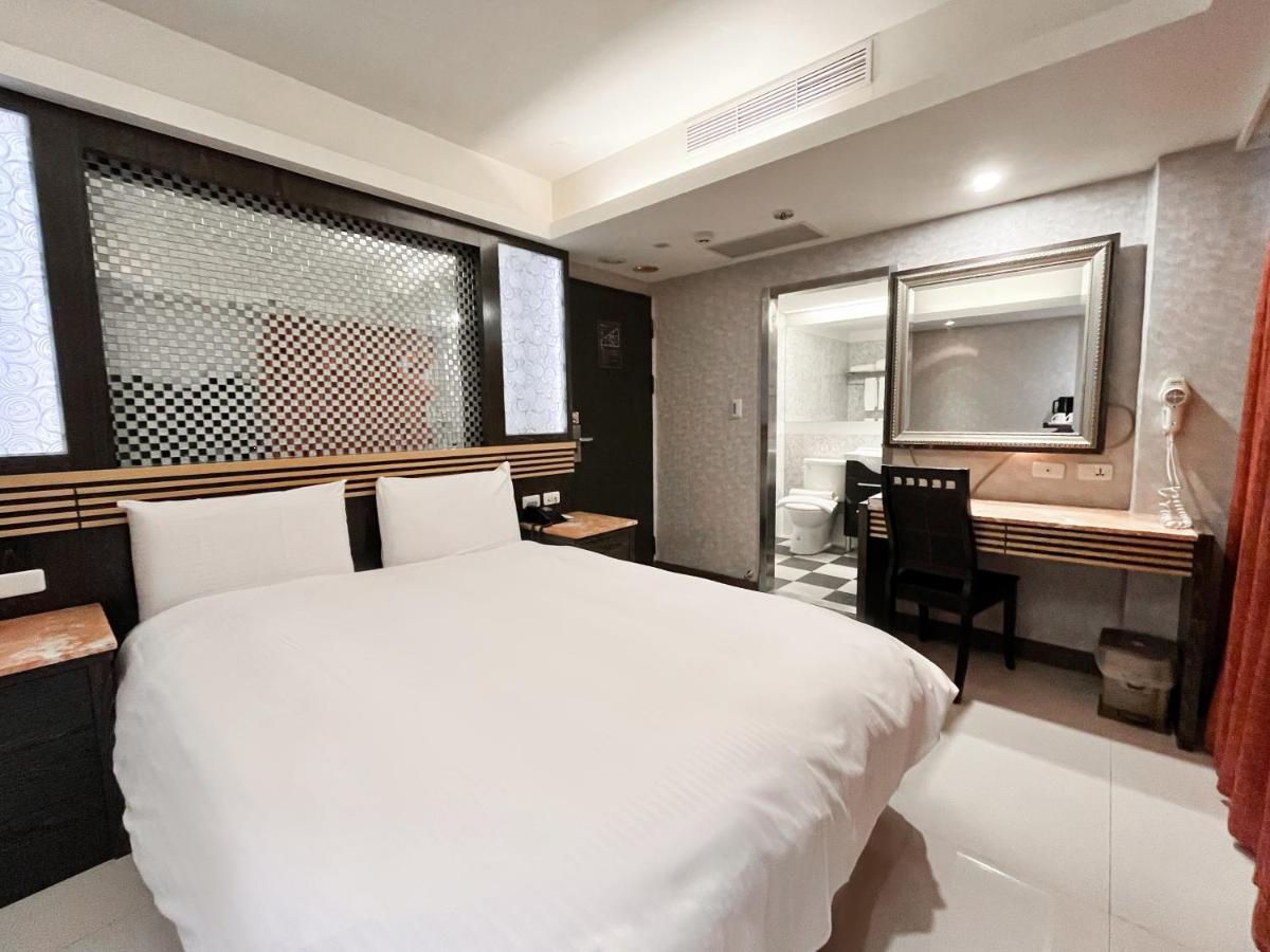 Hotel Guide Xinyi 3*