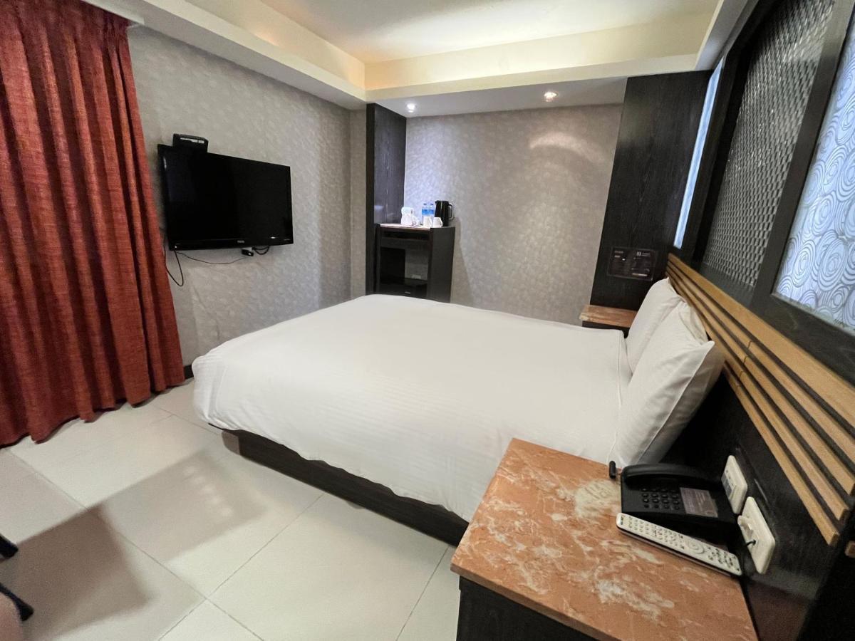 Hotel Guide Xinyi 3*