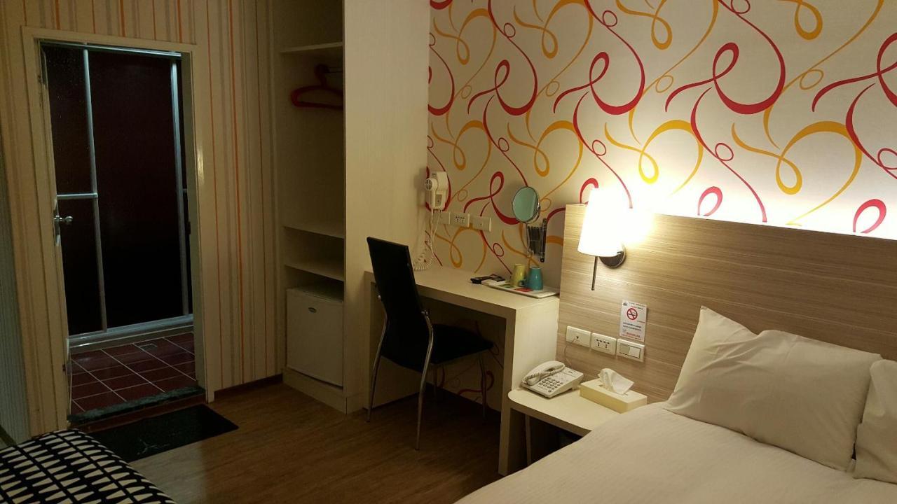 Hotel Honey 3*