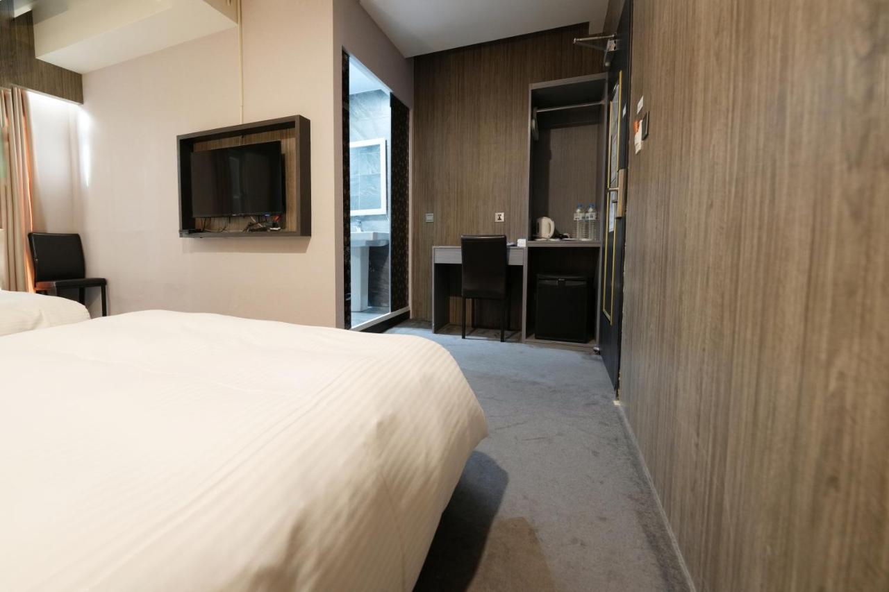 Meworld - Ximen Inn