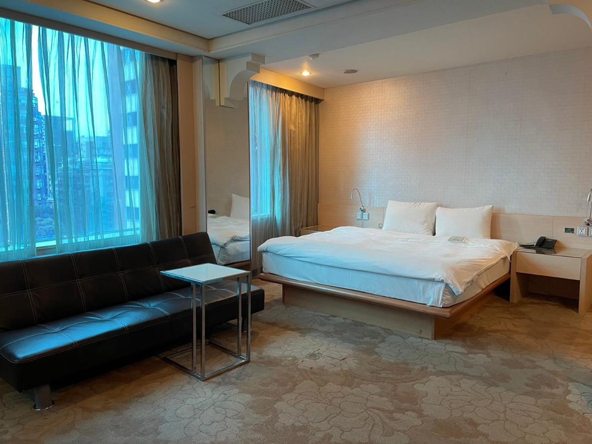 Yomi - Shuanglian Mrt Hotel Taipei