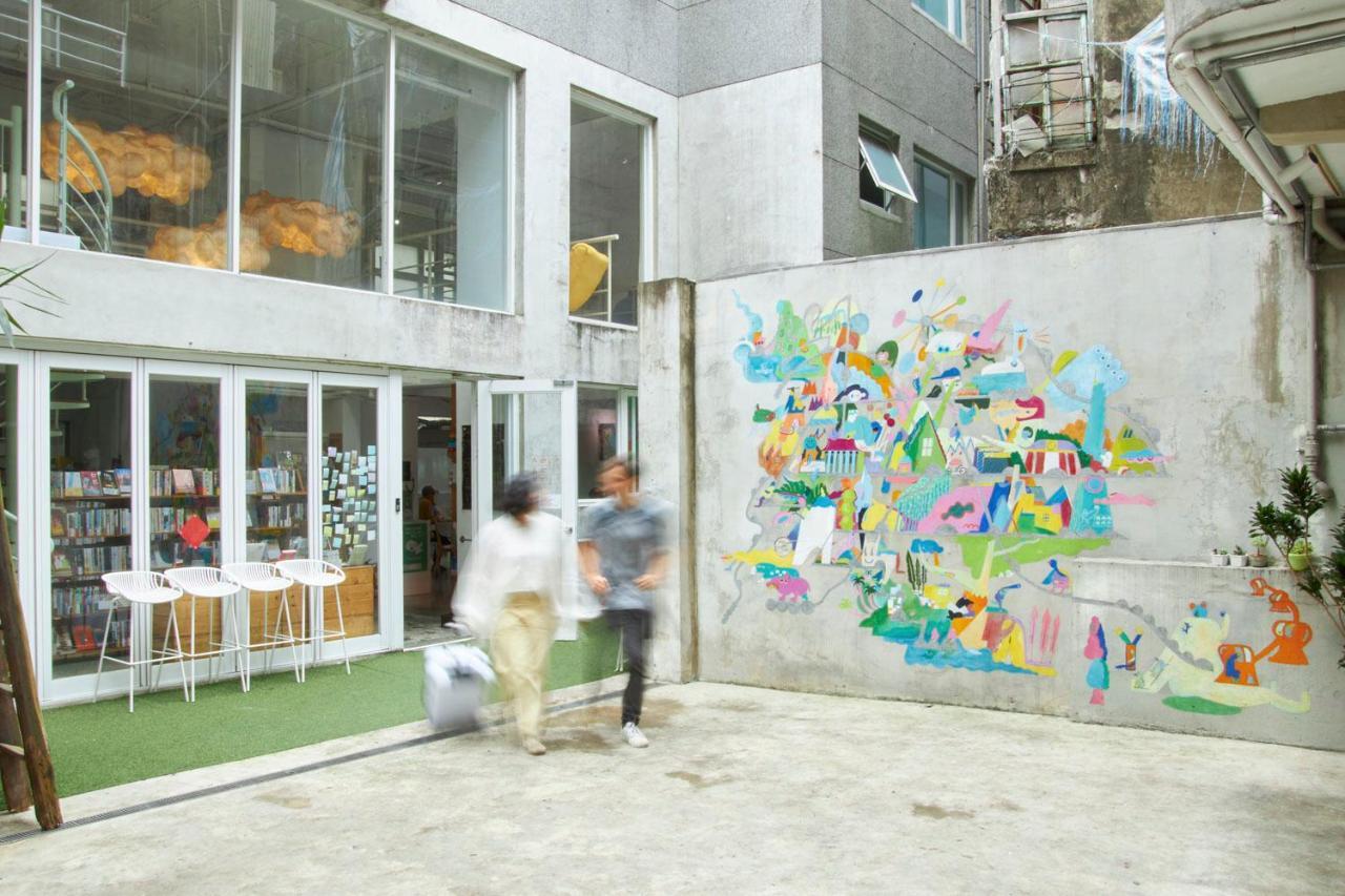 Owlstay Flip Flop - Garden Hostel