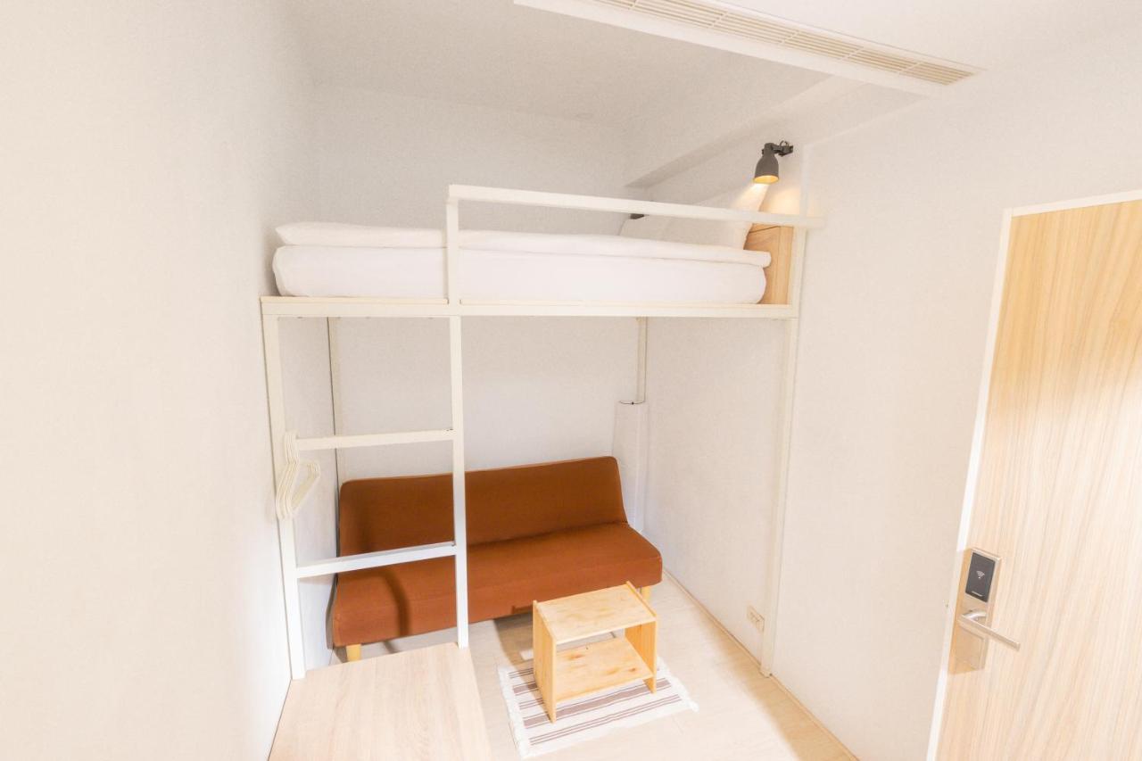 Owlstay Flip Flop - Garden Hostel Taipei