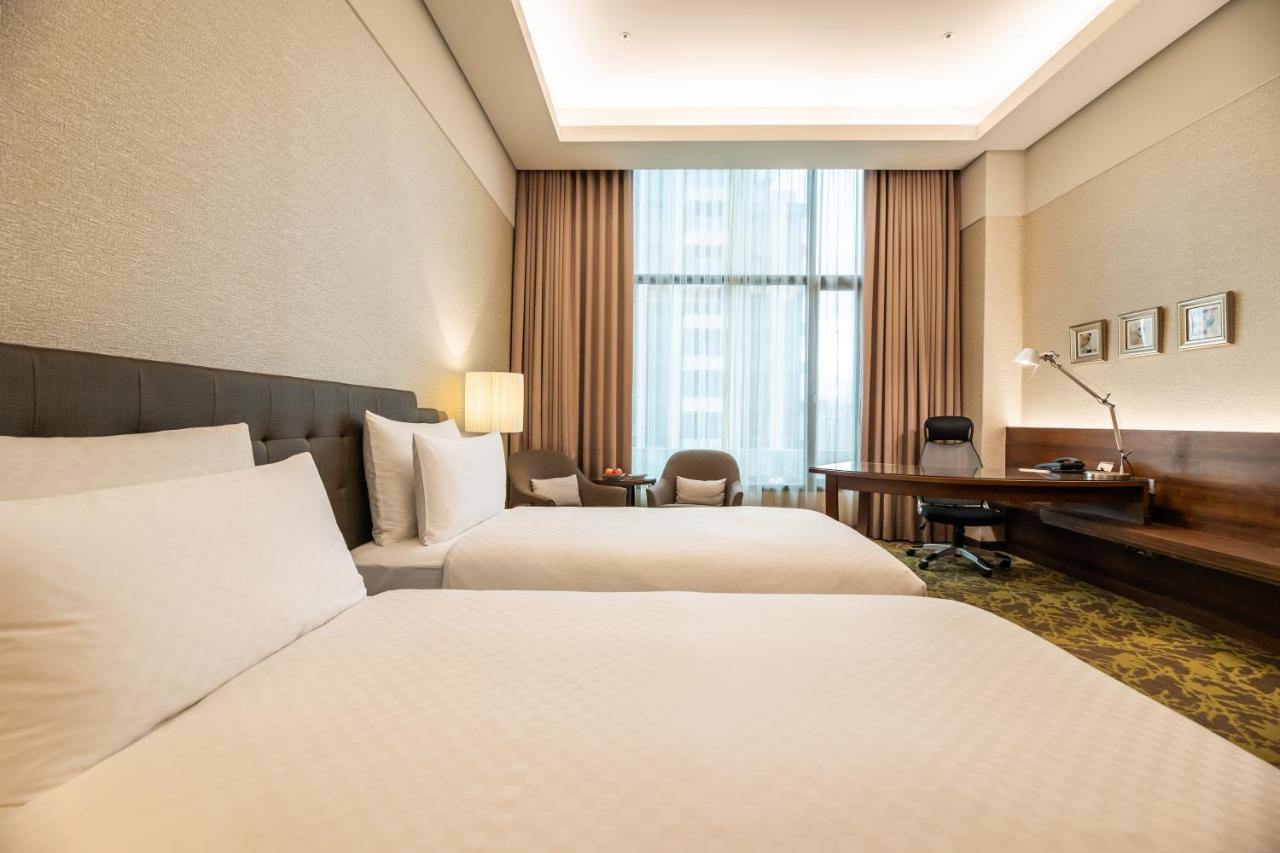 Miramar Garden 5* Taipei