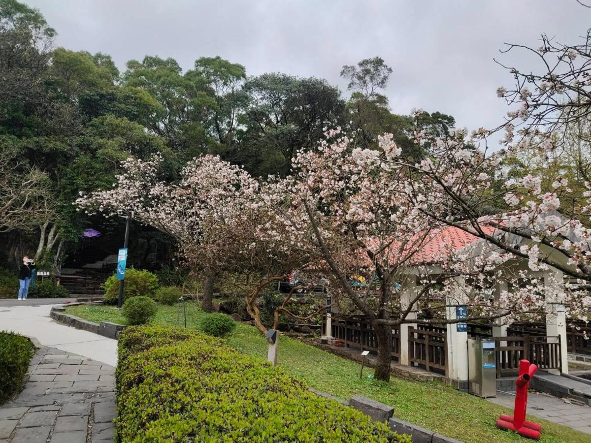Yanmin Hot Spring Resor 3*