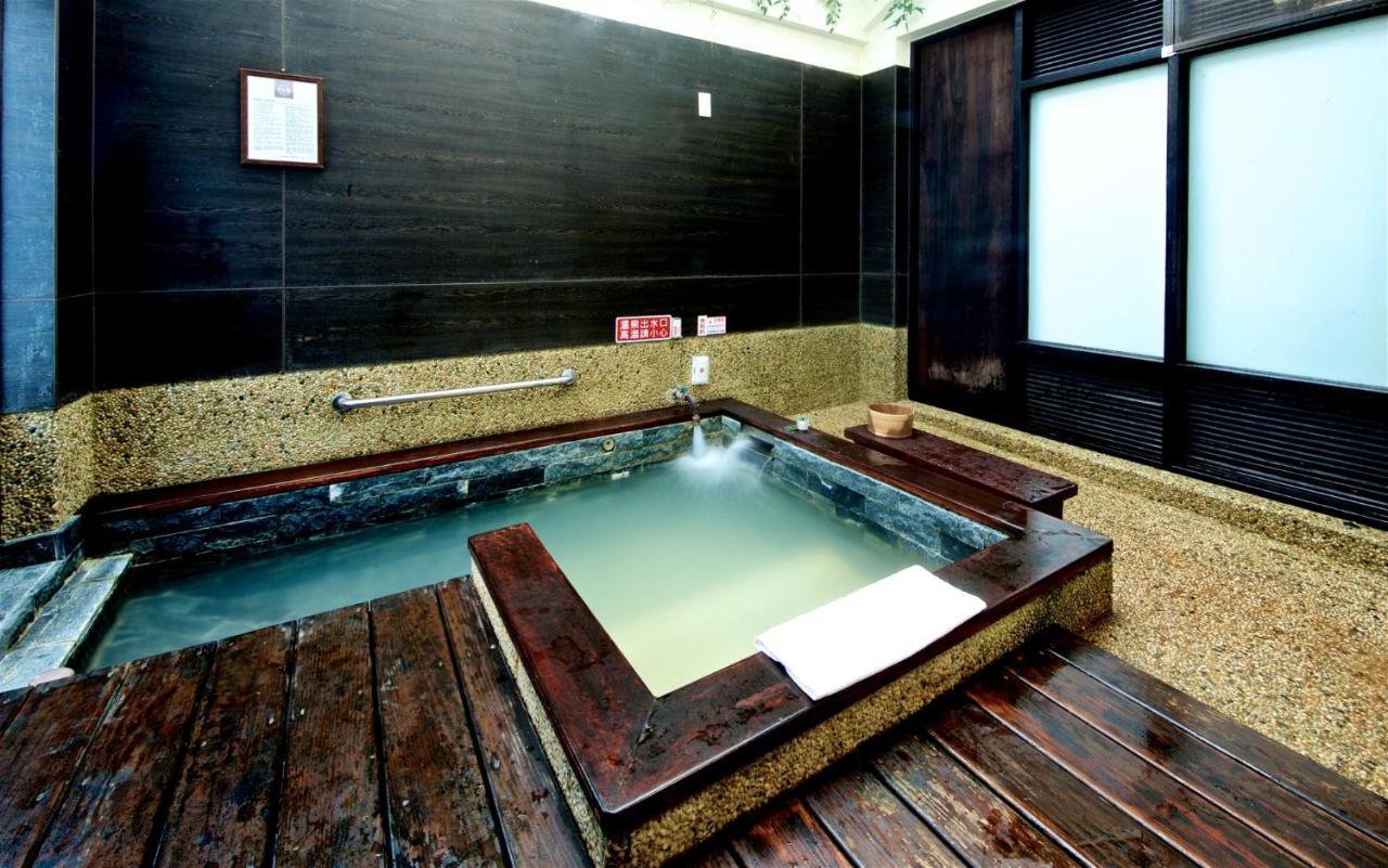 Yanmin Hot Spring 3*