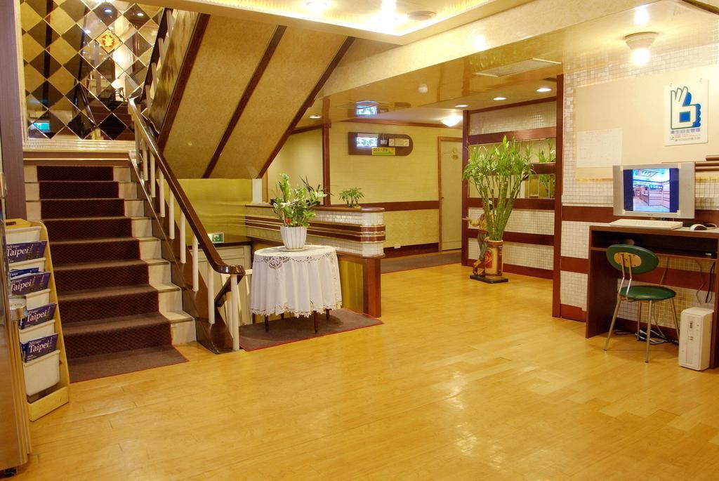 Hotel King National