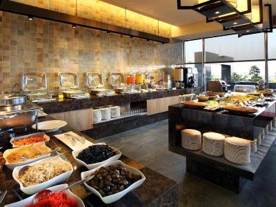 Hotel Two Tails Luzhou