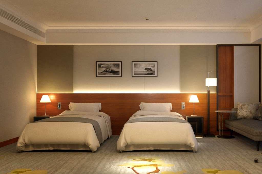Hotel Metropolitan Premier 5*