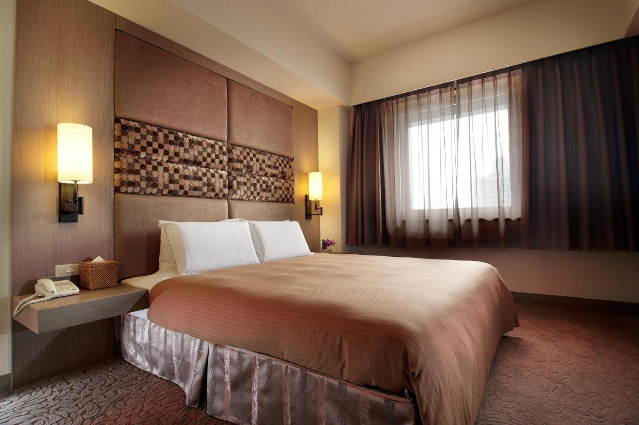Howard Civil Service International House Hotel