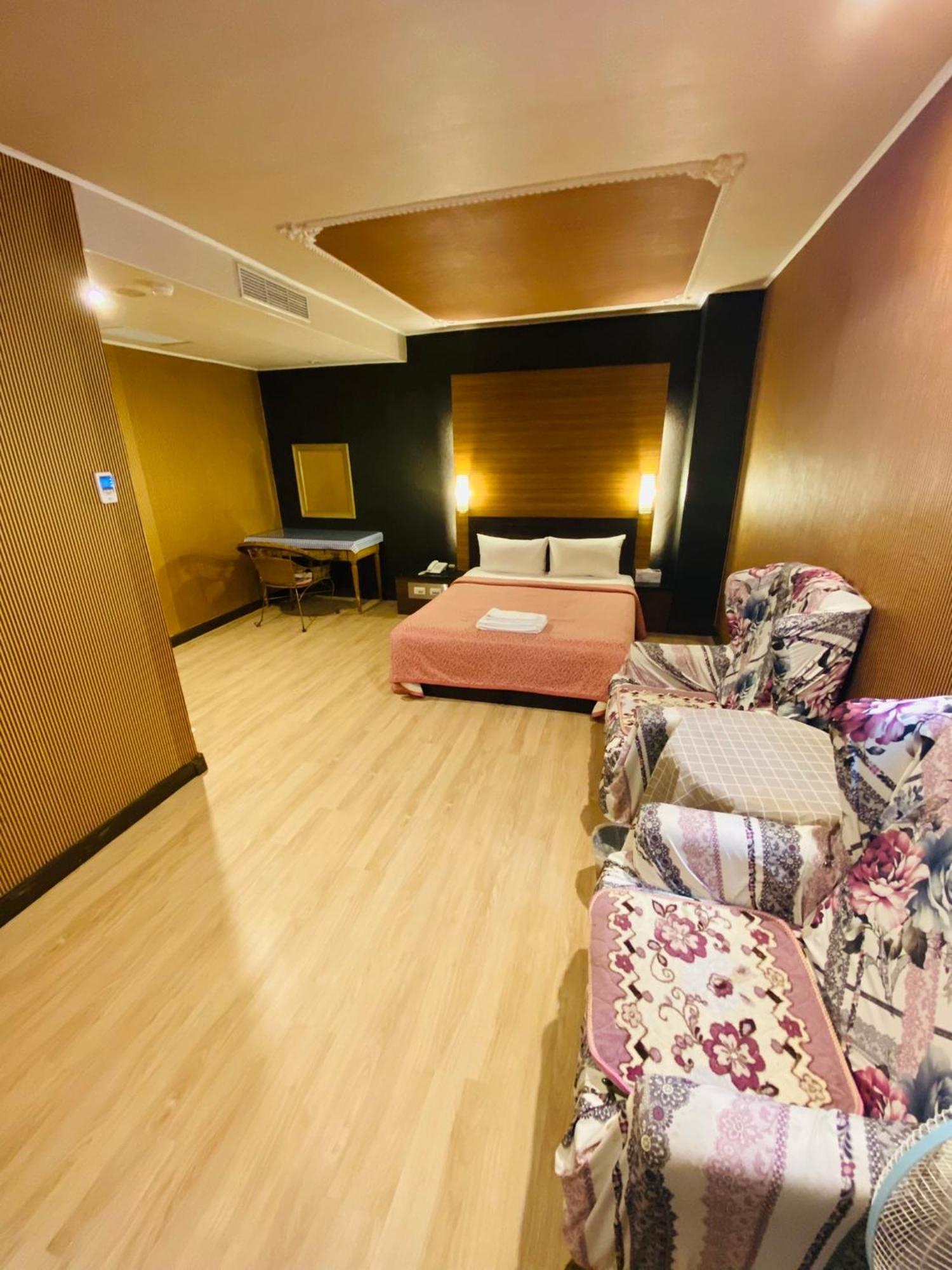 Lee-chan Hotel 3*
