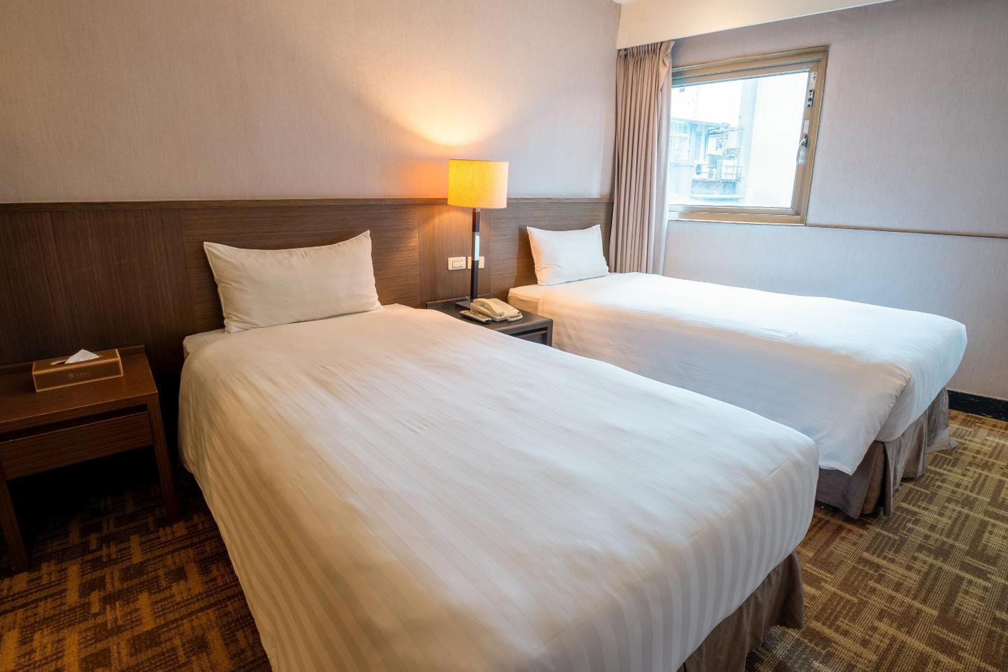 Hotel Guide Chongqing 4*