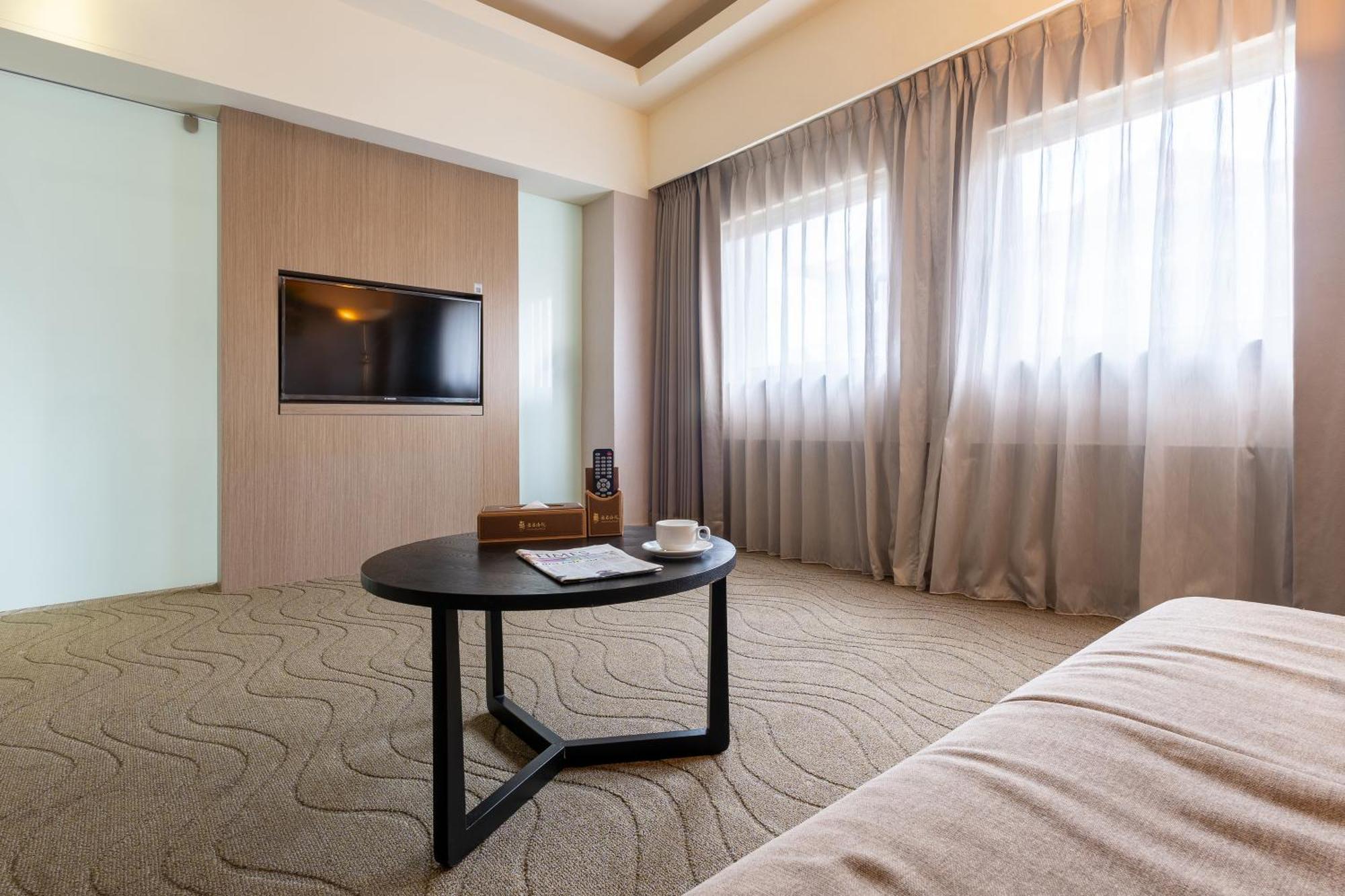 Hotel Guide Chongqing 4*