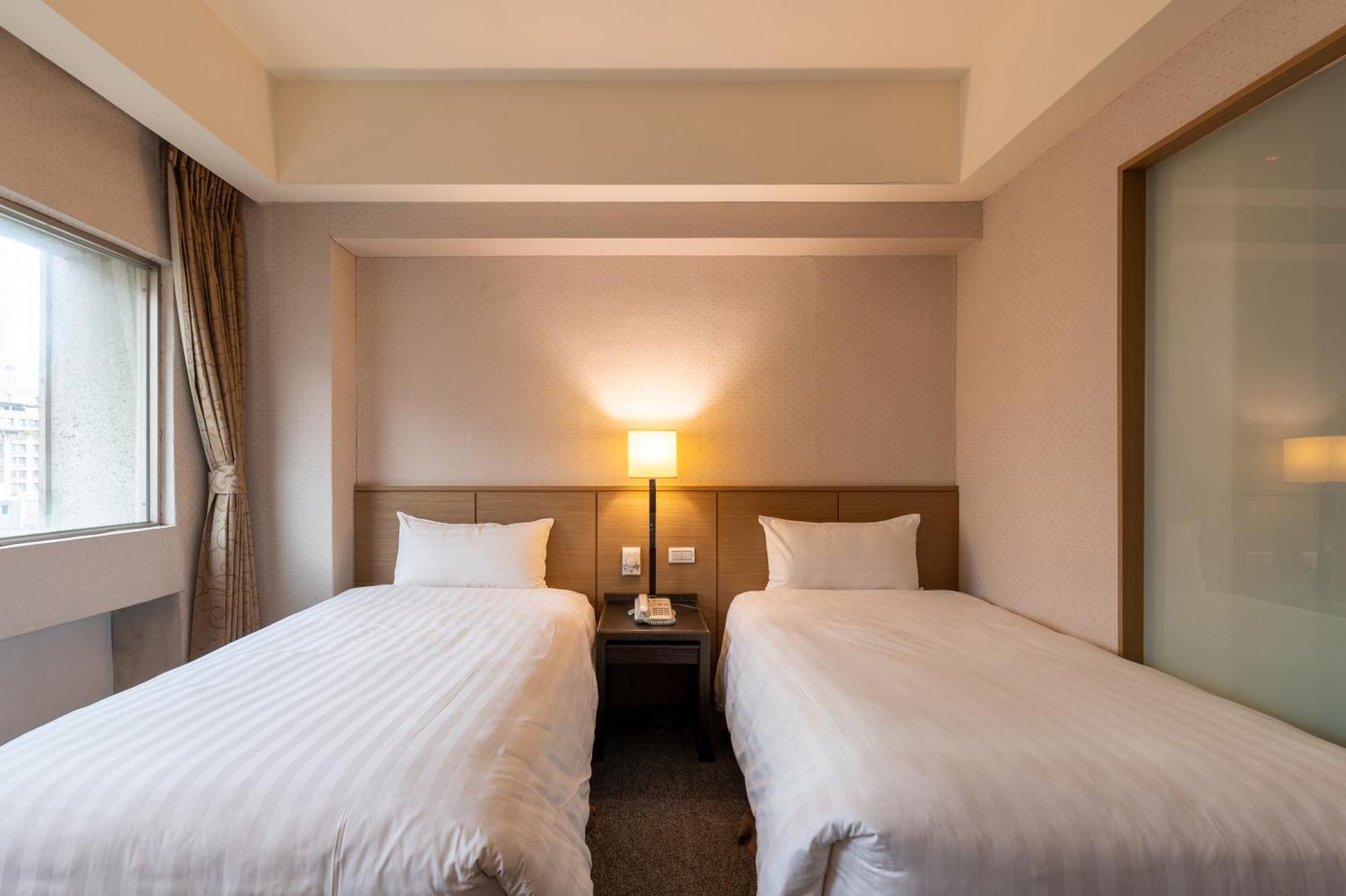 Hotel Guide Chongqing 4*
