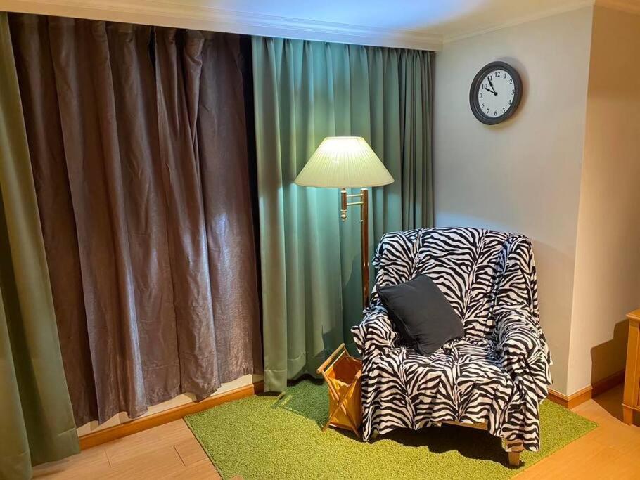 Apartment In Beitou Executive For 5 Guests Up To 115 Square Meters With Kitchen Taipei