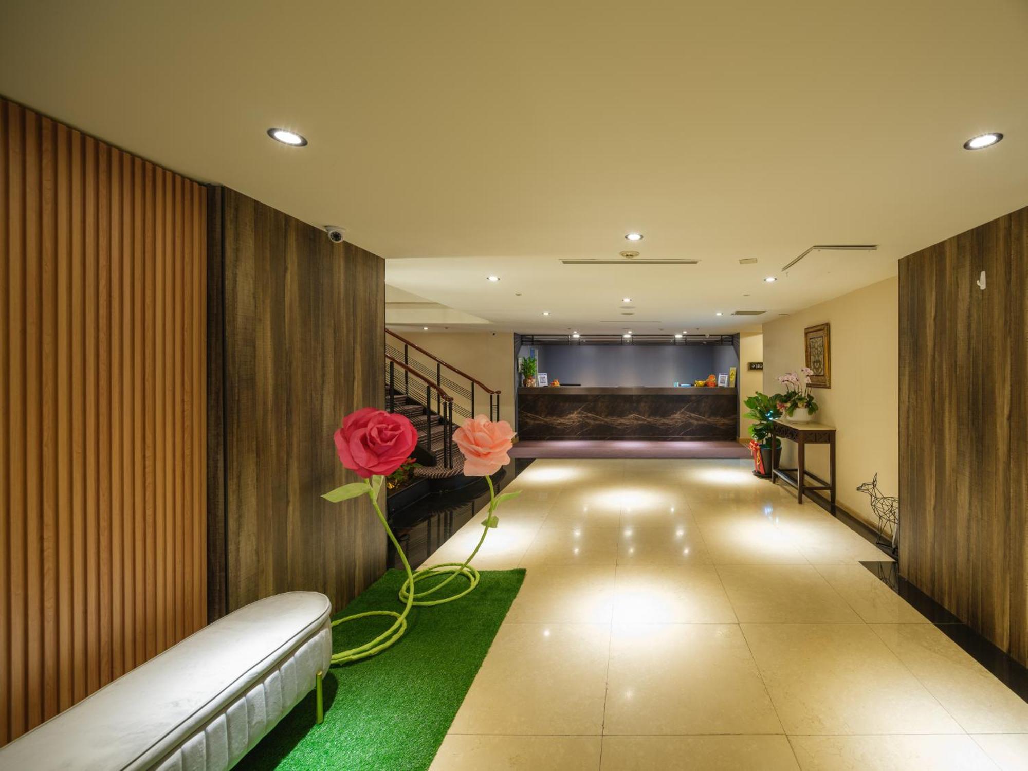 Hotel Rich & Free - Fuzhong 富逸旅趣-板橋府中館 Taipei