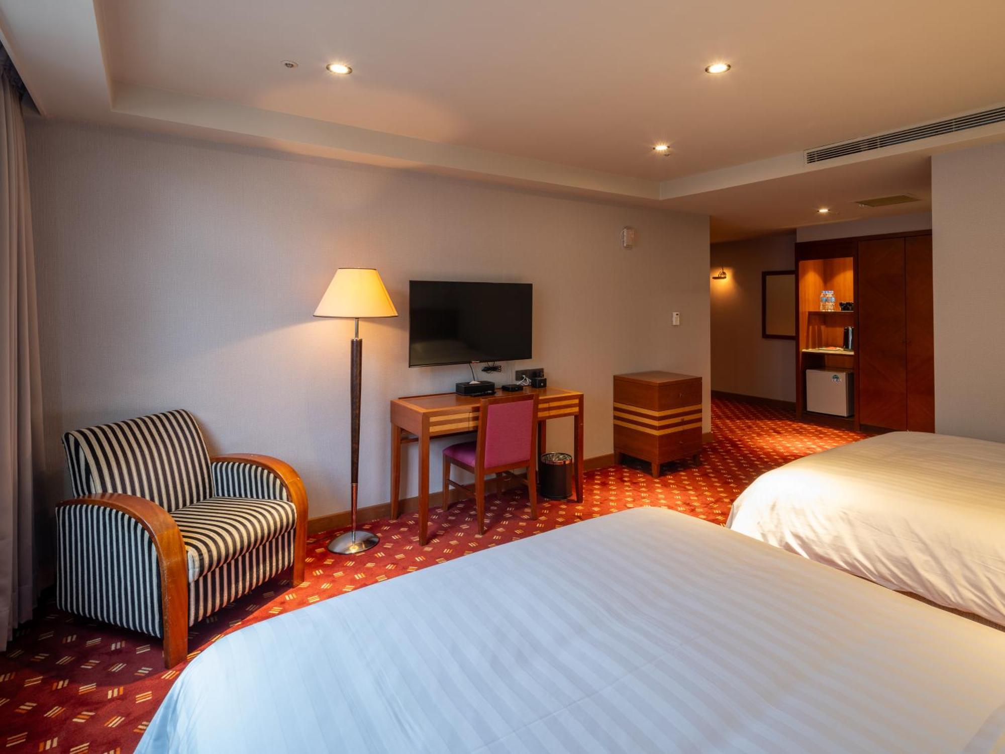 Rich & Free - Fuzhong 富逸旅趣-板橋府中館 Hotel Taipei