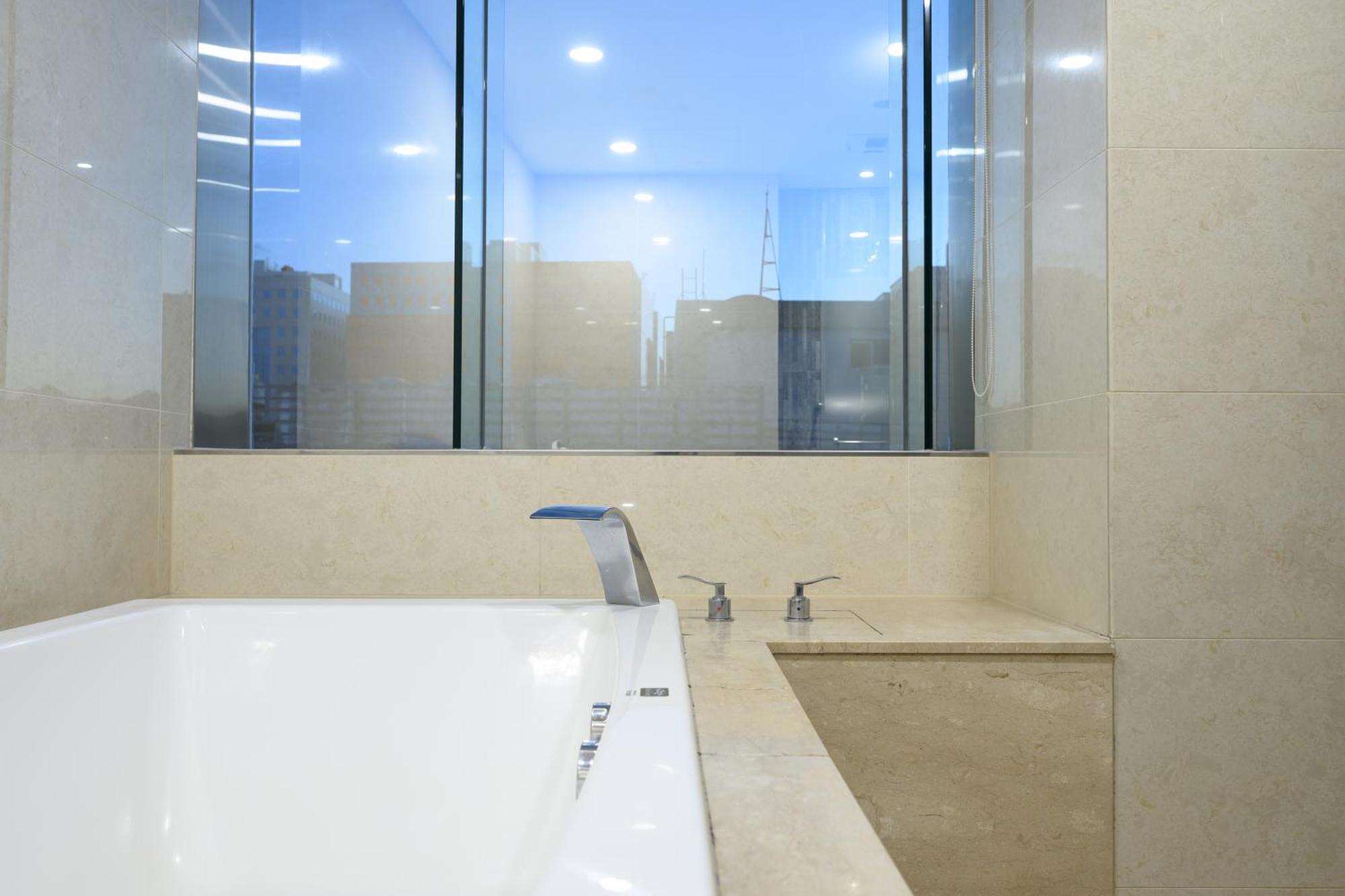 Hotel Geight 4*