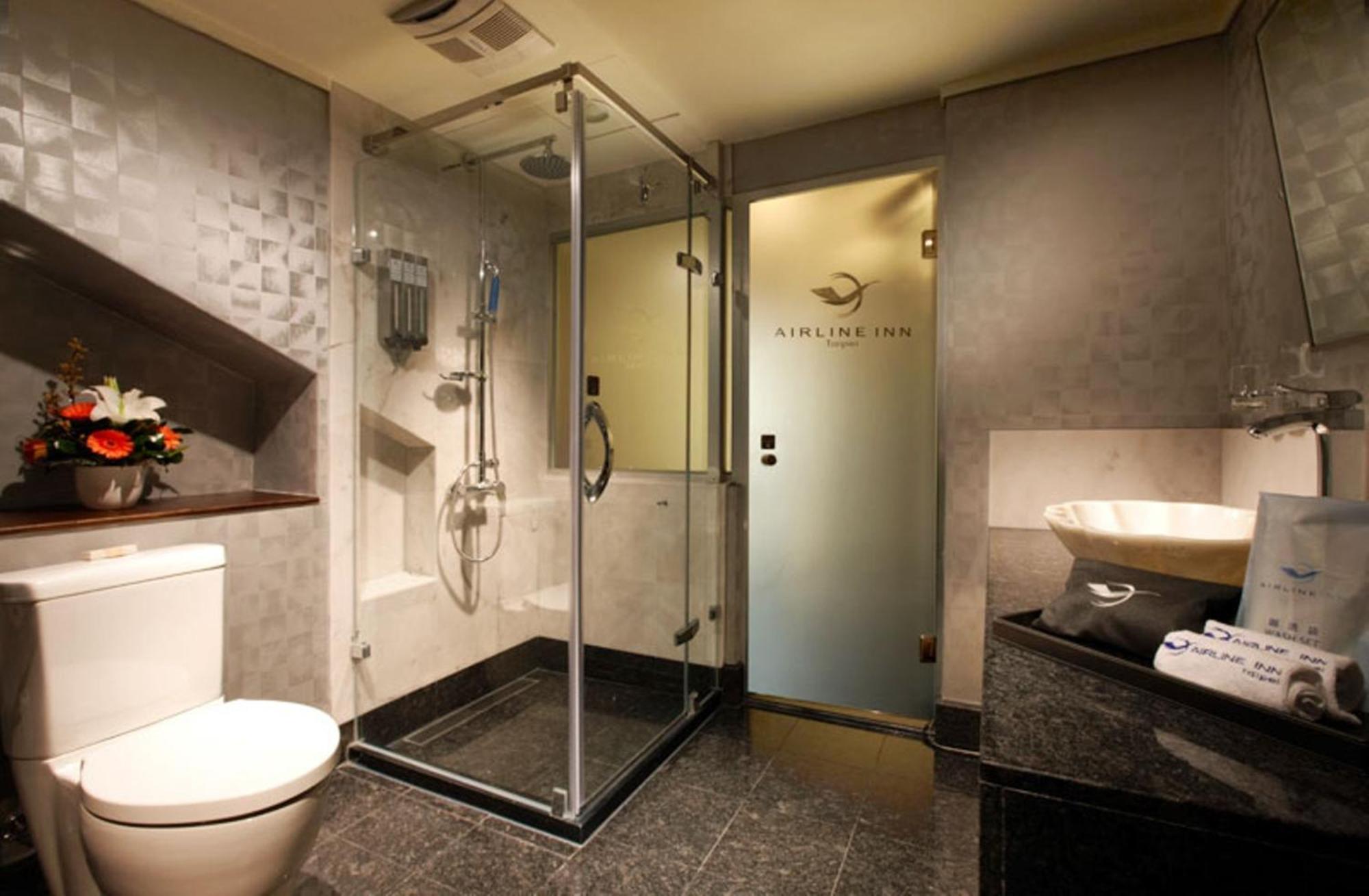 Ximen Airline Hotel 3*